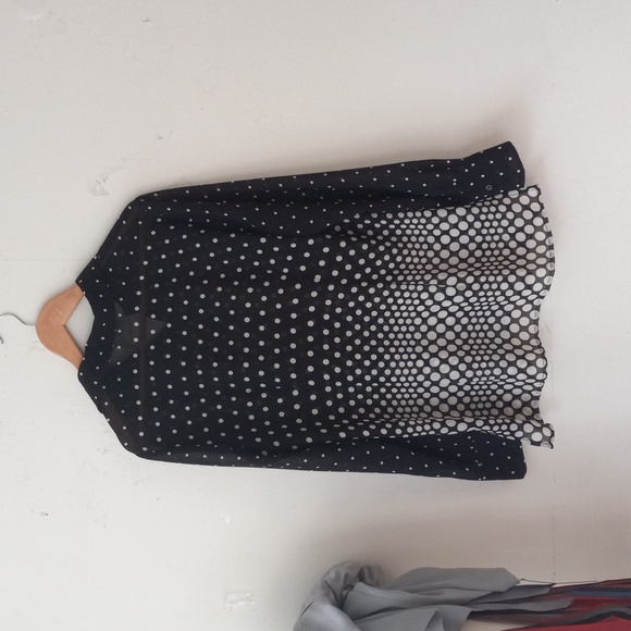 Emma James Black Polka Dot Shirt - Picture 3 of 4